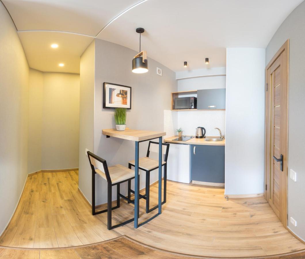 With Amazing View - Hrekivska Str. 5-2 Apartment *